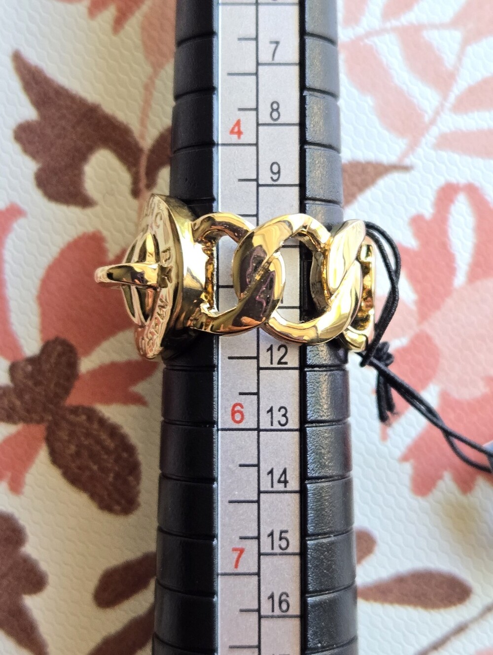 Marc Jacobs Gold Tone Braided Ring NWT Size 5 - Picture 6 of 7
